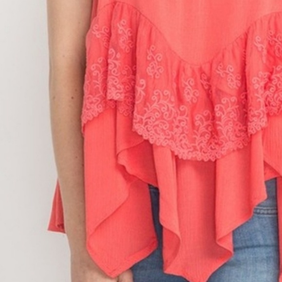 LISA Cami Top Deep V Neck Tiered Lacey Ruffled Shark Bite Hem Coral Md & Lg NWT - Picture 3 of 5